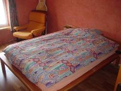 Holiday houses and vacation rentals in Provence and Languedoc, many villas with pools, southern France