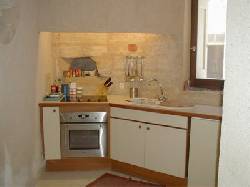 Holiday houses and vacation rentals in Provence and Languedoc, many villas with pools, southern France