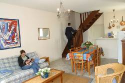 Holiday houses and vacation rentals in Provence and Languedoc, many villas with pools, southern France