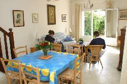 Holiday houses and vacation rentals in Provence and Languedoc, many villas with pools, southern France