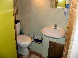 Holiday houses and vacation rentals in Provence and Languedoc, many villas with pools, southern France