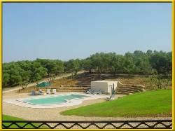 Holiday houses and vacation rentals in Provence and Languedoc, many villas with pools, southern France