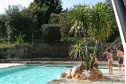 Holiday houses and vacation rentals in Provence and Languedoc, many villas with pools, southern France