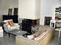 Holiday houses and vacation rentals in Provence and Languedoc, many villas with pools, southern France