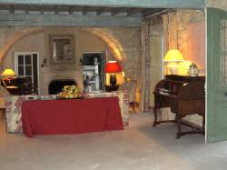 Holiday houses and vacation rentals in Provence and Languedoc, many villas with pools, southern France