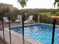 Holiday houses and vacation rentals in Provence and Languedoc, many villas with pools, southern France