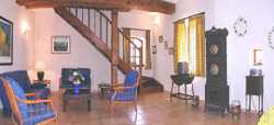 Holiday houses and vacation rentals in Provence and Languedoc, many villas with pools, southern France