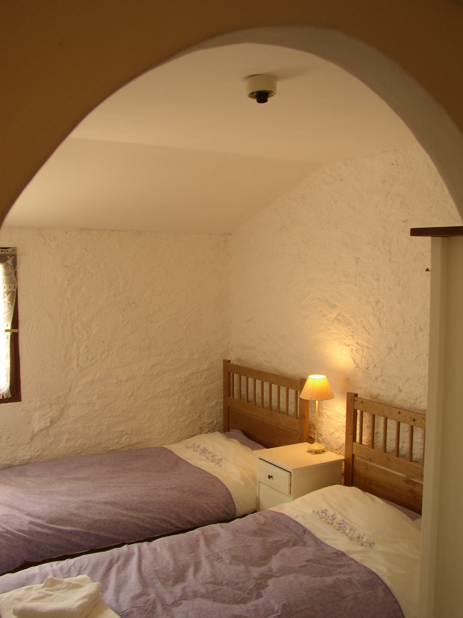 Holiday houses and vacation rentals in Provence and Languedoc, many villas with pools, southern France