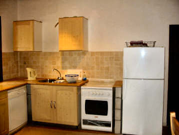 Holiday houses and vacation rentals in Provence and Languedoc, many villas with pools, southern France