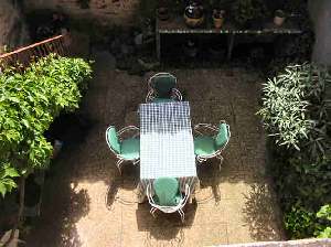 Holiday houses and vacation rentals in Provence and Languedoc, many villas with pools, southern France