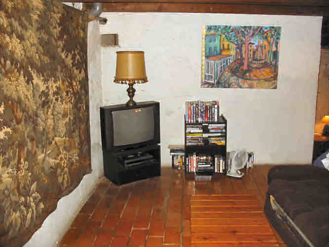 Holiday houses and vacation rentals in Provence and Languedoc, many villas with pools, southern France