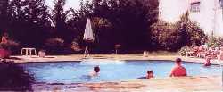 Holiday houses and vacation rentals in Provence and Languedoc, many villas with pools, southern France